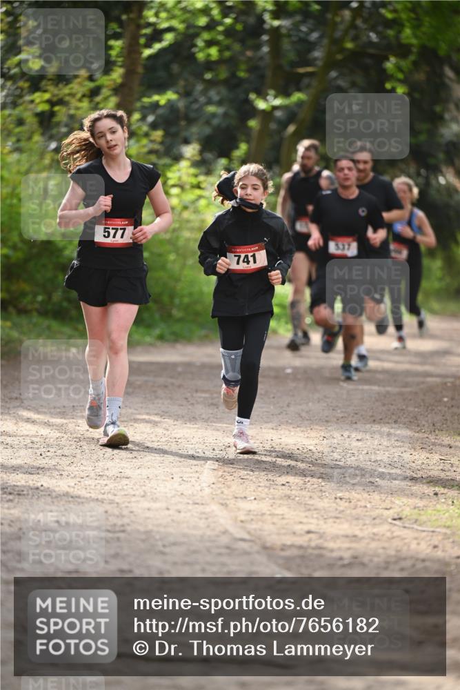 13.04.2025 - Hammer Lauf Dr. Thomas Lammeyer http://msf.ph/oto/7656182 13.04.2025 10:38:57 Laufen 15, 577, 741 meine-sportfotos.de