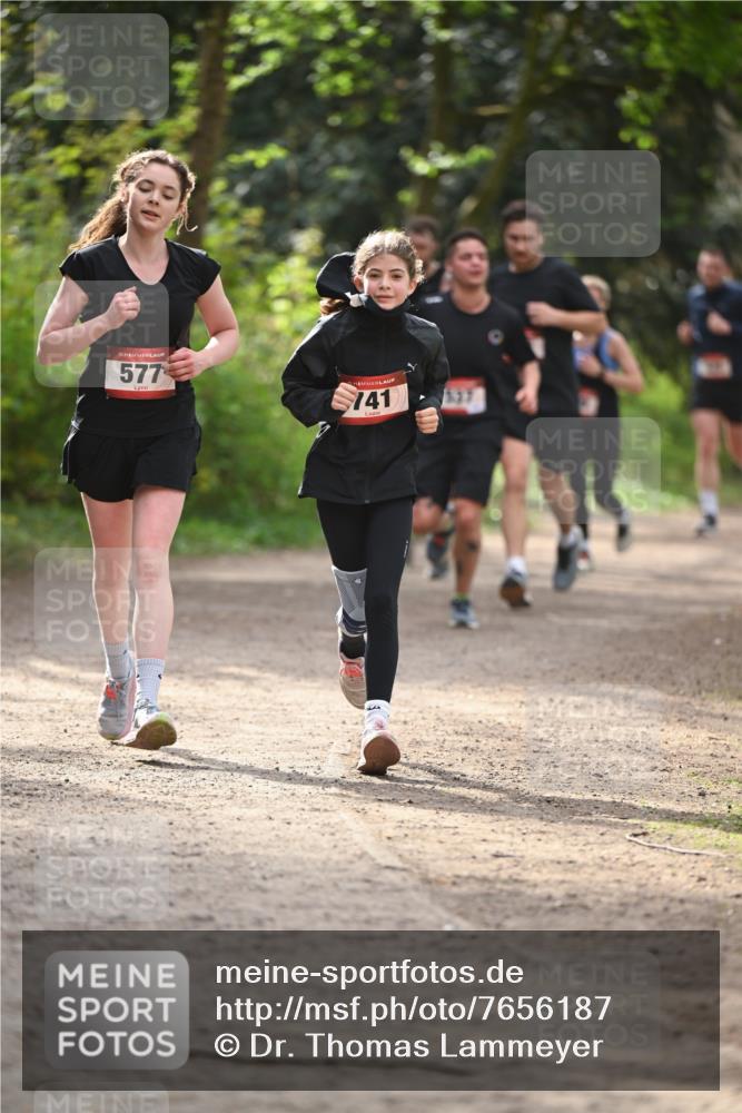 13.04.2025 - Hammer Lauf Dr. Thomas Lammeyer http://msf.ph/oto/7656187 13.04.2025 10:38:58 Laufen 15, 577, 741 meine-sportfotos.de