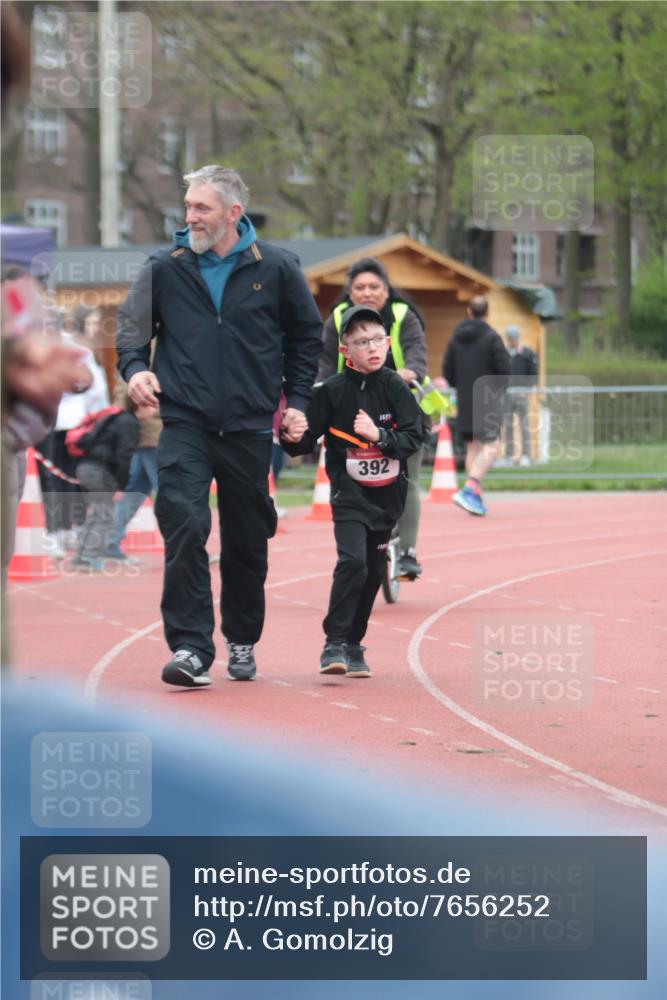 13.04.2025 - Hammer Lauf A. Gomolzig http://msf.ph/oto/7656252 13.04.2025 09:28:42 Ziel 392 meine-sportfotos.de