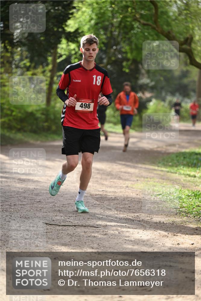 13.04.2025 - Hammer Lauf Dr. Thomas Lammeyer http://msf.ph/oto/7656318 13.04.2025 10:39:23 Laufen 15, 498, 18 meine-sportfotos.de