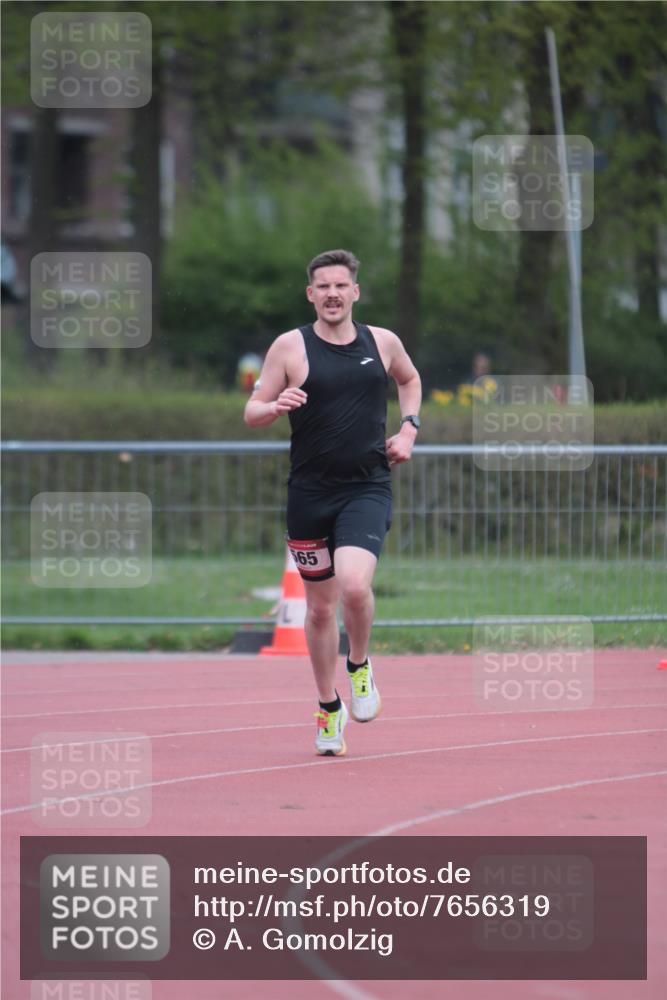 13.04.2025 - Hammer Lauf A. Gomolzig http://msf.ph/oto/7656319 13.04.2025 10:05:35 Ziel  meine-sportfotos.de