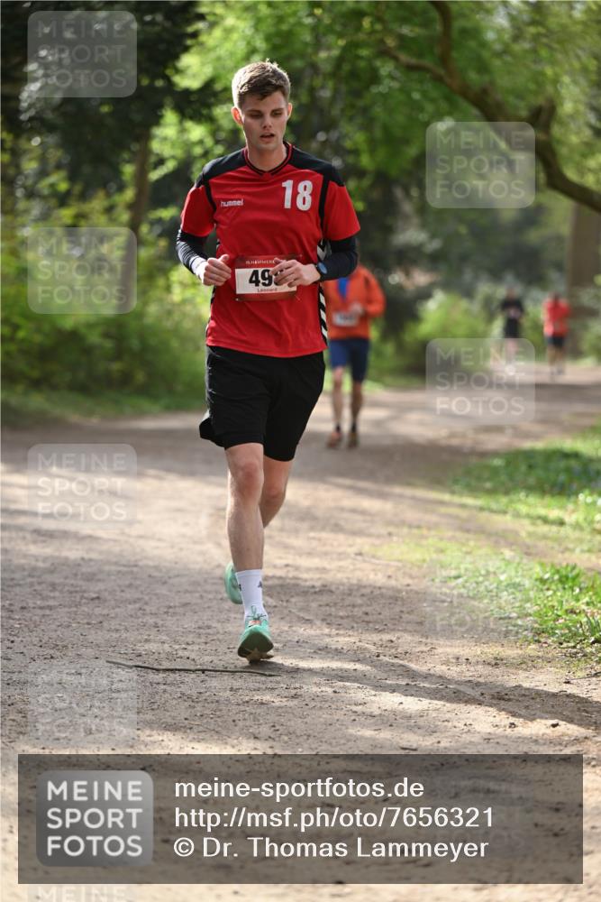 13.04.2025 - Hammer Lauf Dr. Thomas Lammeyer http://msf.ph/oto/7656321 13.04.2025 10:39:23 Laufen 15, 49, 18 meine-sportfotos.de