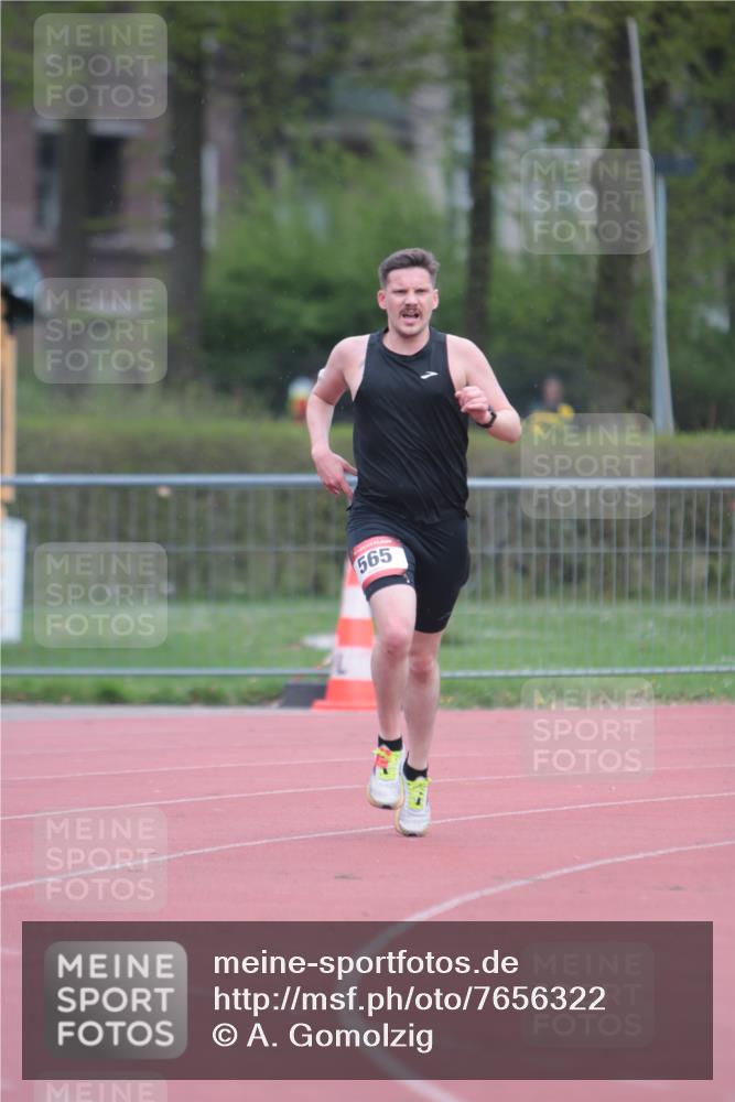 13.04.2025 - Hammer Lauf A. Gomolzig http://msf.ph/oto/7656322 13.04.2025 10:05:35 Ziel  meine-sportfotos.de