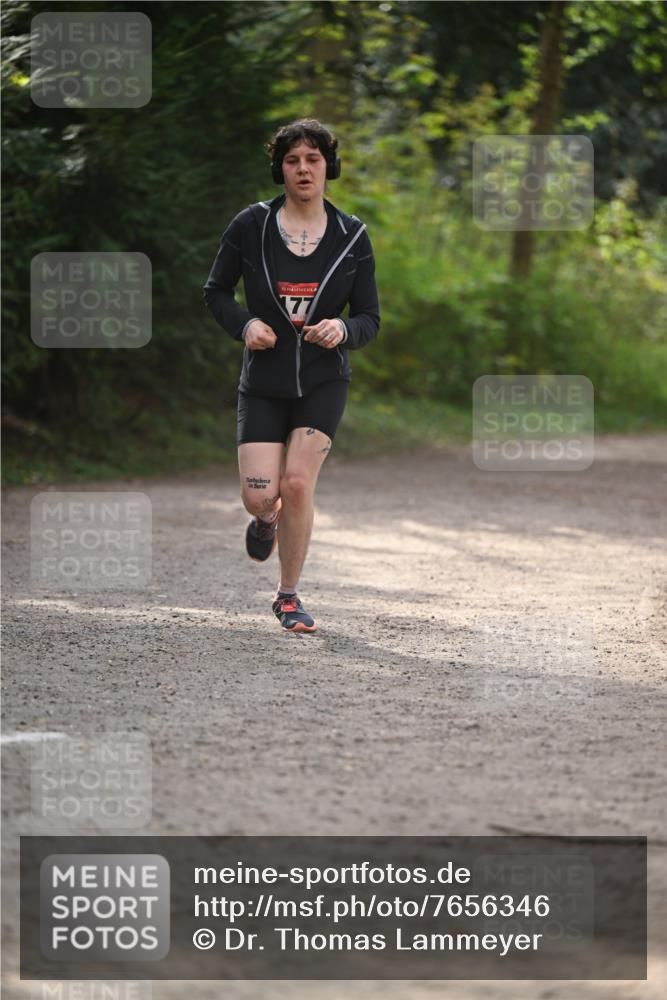 13.04.2025 - Hammer Lauf Dr. Thomas Lammeyer http://msf.ph/oto/7656346 13.04.2025 10:39:27 Laufen 15 meine-sportfotos.de