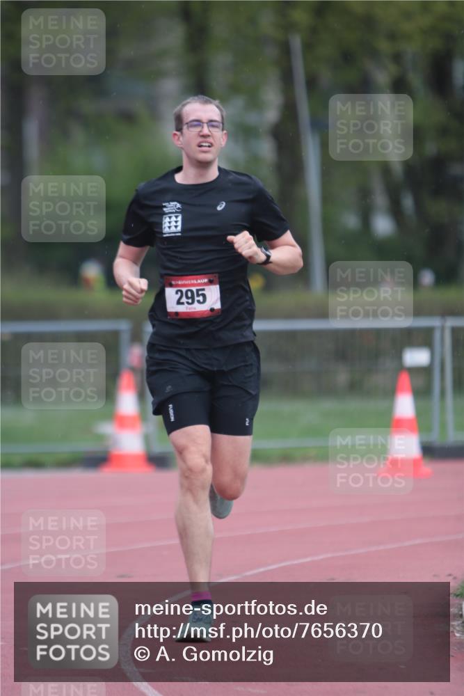 13.04.2025 - Hammer Lauf A. Gomolzig http://msf.ph/oto/7656370 13.04.2025 10:06:02 Ziel 295 meine-sportfotos.de