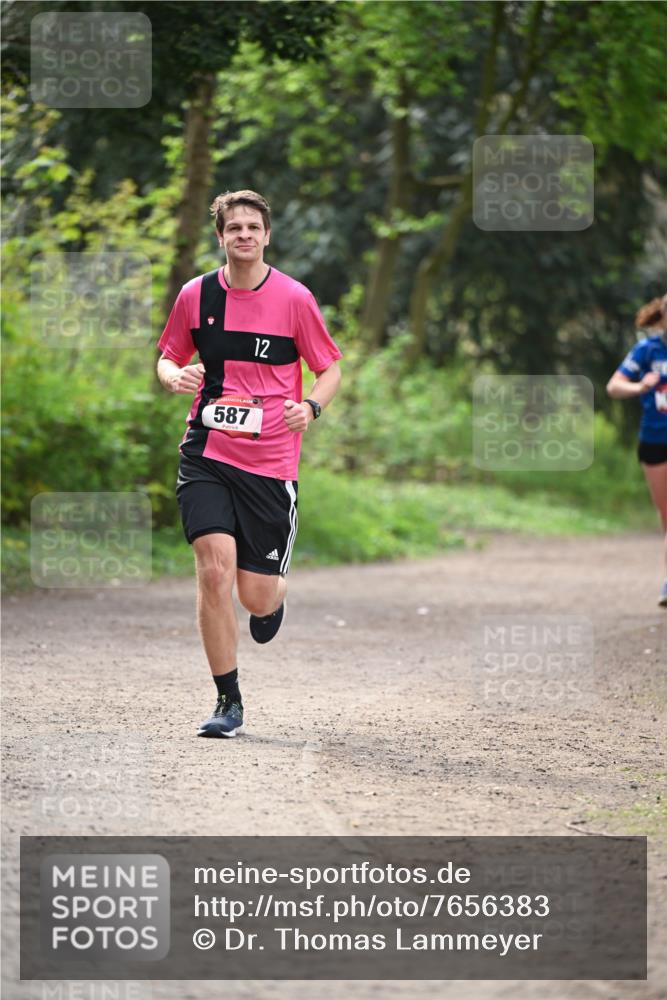 13.04.2025 - Hammer Lauf Dr. Thomas Lammeyer http://msf.ph/oto/7656383 13.04.2025 10:39:48 Laufen 587, 12 meine-sportfotos.de
