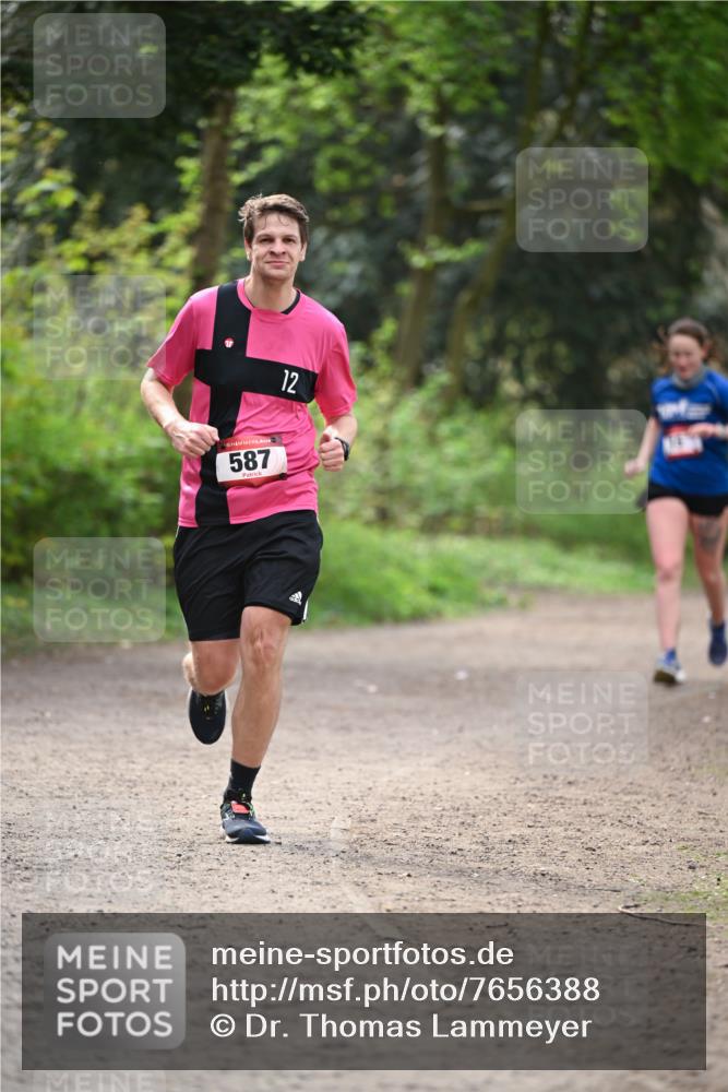 13.04.2025 - Hammer Lauf Dr. Thomas Lammeyer http://msf.ph/oto/7656388 13.04.2025 10:39:48 Laufen 587, 12 meine-sportfotos.de