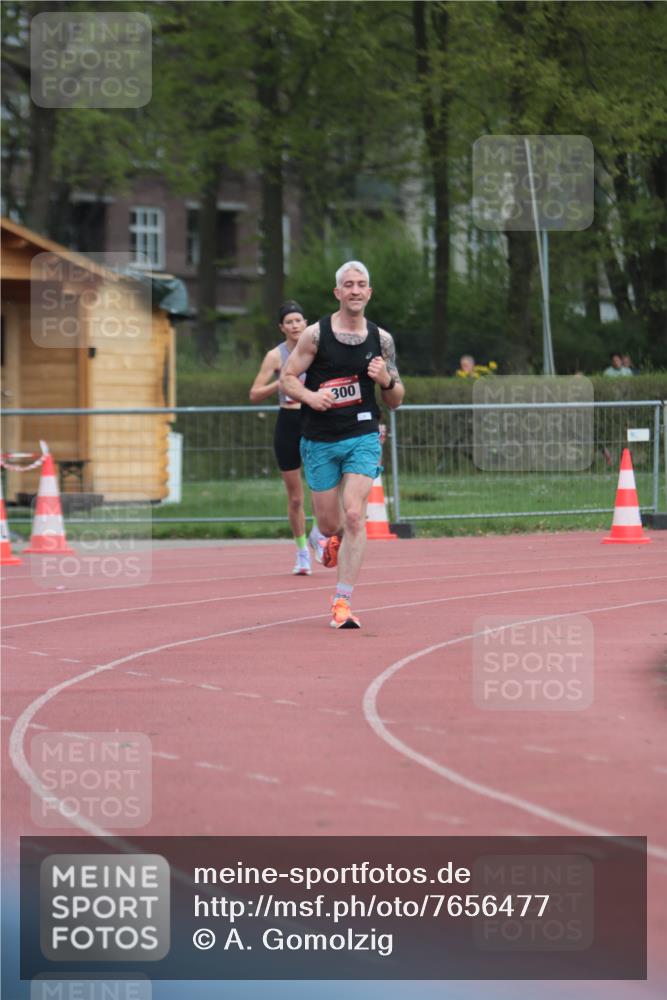 13.04.2025 - Hammer Lauf A. Gomolzig http://msf.ph/oto/7656477 13.04.2025 10:07:14 Ziel 1300, 1955 meine-sportfotos.de