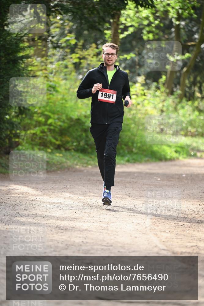 13.04.2025 - Hammer Lauf Dr. Thomas Lammeyer http://msf.ph/oto/7656490 13.04.2025 10:40:03 Laufen 15, 1991 meine-sportfotos.de
