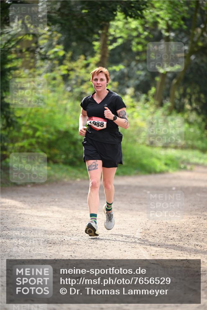13.04.2025 - Hammer Lauf Dr. Thomas Lammeyer http://msf.ph/oto/7656529 13.04.2025 10:40:09 Laufen 988 meine-sportfotos.de