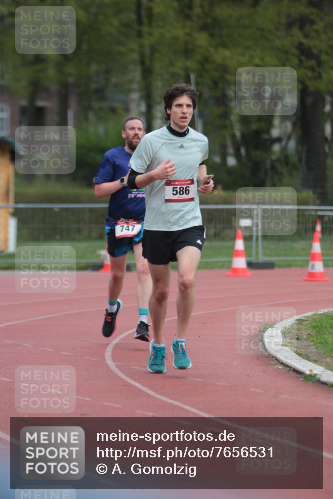 13.04.2025 - Hammer Lauf A. Gomolzig http://msf.ph/oto/7656531 13.04.2025 10:07:36 Ziel 586, 747, 1066 meine-sportfotos.de