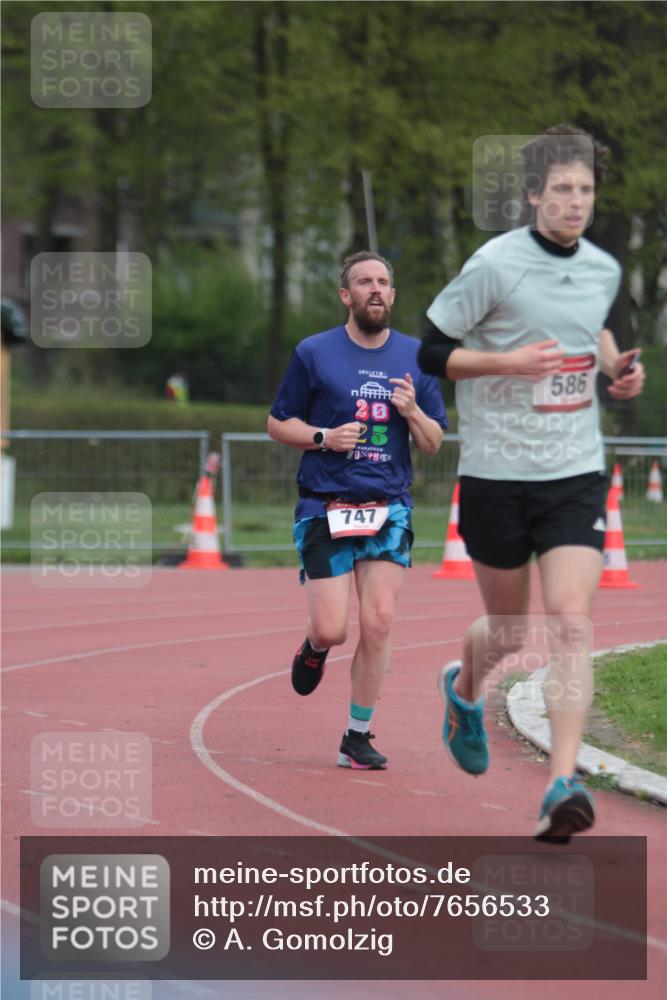 13.04.2025 - Hammer Lauf A. Gomolzig http://msf.ph/oto/7656533 13.04.2025 10:07:37 Ziel 586, 747 meine-sportfotos.de