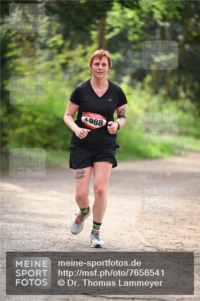 13.04.2025 - Hammer Lauf Dr. Thomas Lammeyer http://msf.ph/oto/7656541 13.04.2025 10:40:11 Laufen 15, 1988 meine-sportfotos.de