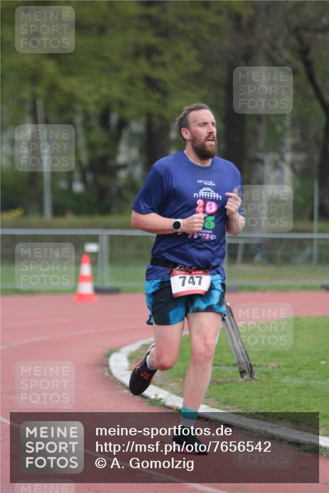 13.04.2025 - Hammer Lauf A. Gomolzig http://msf.ph/oto/7656542 13.04.2025 10:07:38 Ziel 205, 586, 747, 1318 meine-sportfotos.de