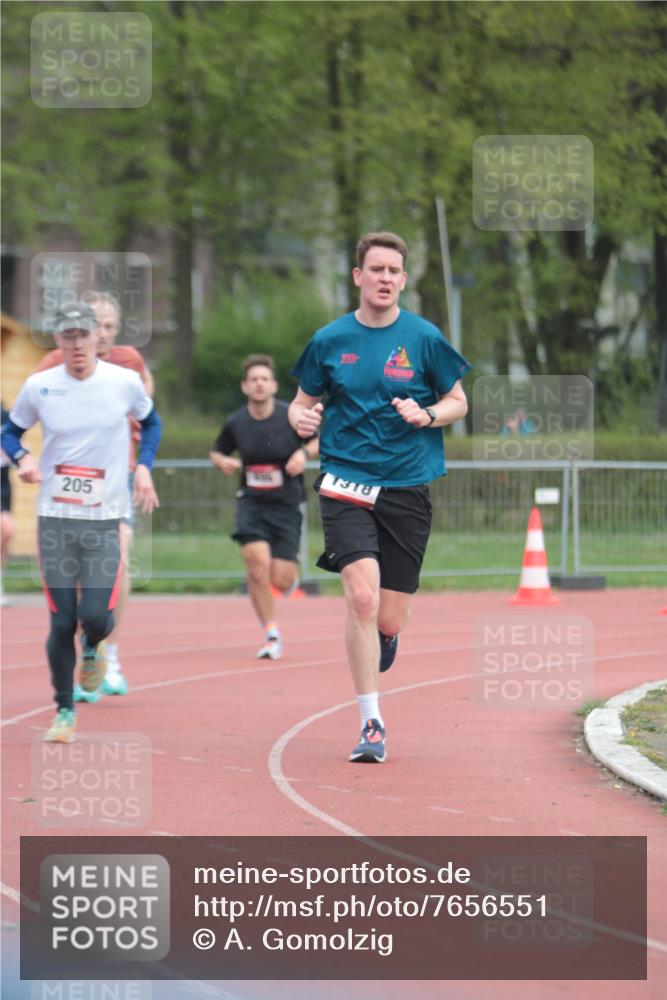 13.04.2025 - Hammer Lauf A. Gomolzig http://msf.ph/oto/7656551 13.04.2025 10:07:45 Ziel 205, 635, 1318, 1739, 1959 meine-sportfotos.de