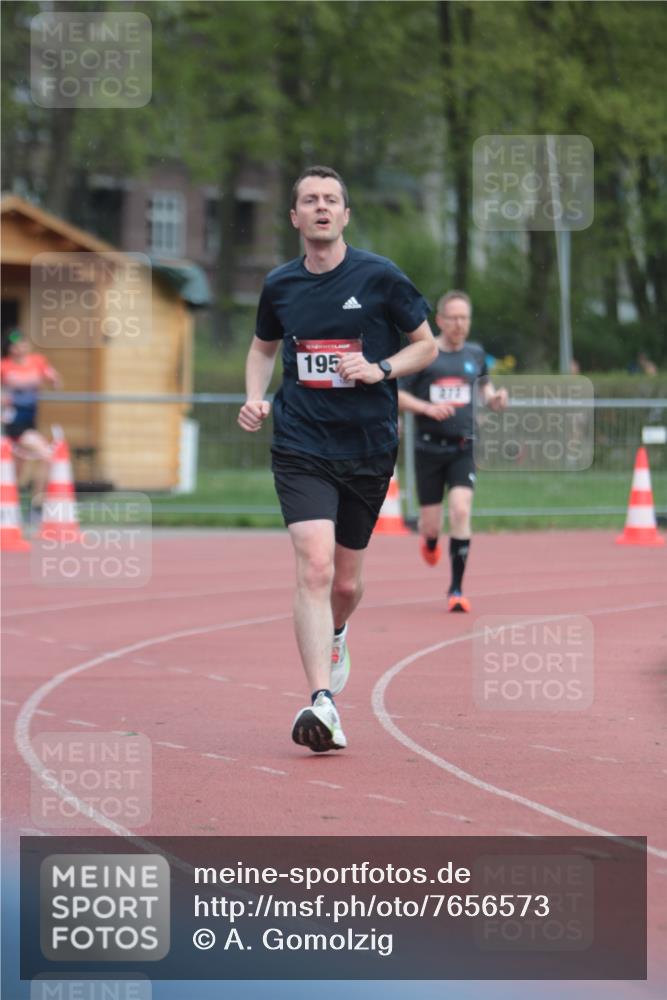 13.04.2025 - Hammer Lauf A. Gomolzig http://msf.ph/oto/7656573 13.04.2025 10:07:51 Ziel 272, 692, 1104, 1959 meine-sportfotos.de