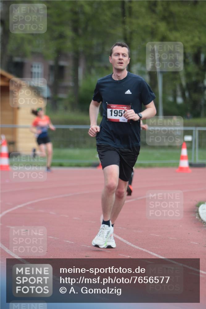 13.04.2025 - Hammer Lauf A. Gomolzig http://msf.ph/oto/7656577 13.04.2025 10:07:52 Ziel 272, 692, 1104, 1959 meine-sportfotos.de