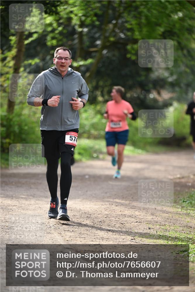 13.04.2025 - Hammer Lauf Dr. Thomas Lammeyer http://msf.ph/oto/7656607 13.04.2025 10:40:26 Laufen 15, 57 meine-sportfotos.de
