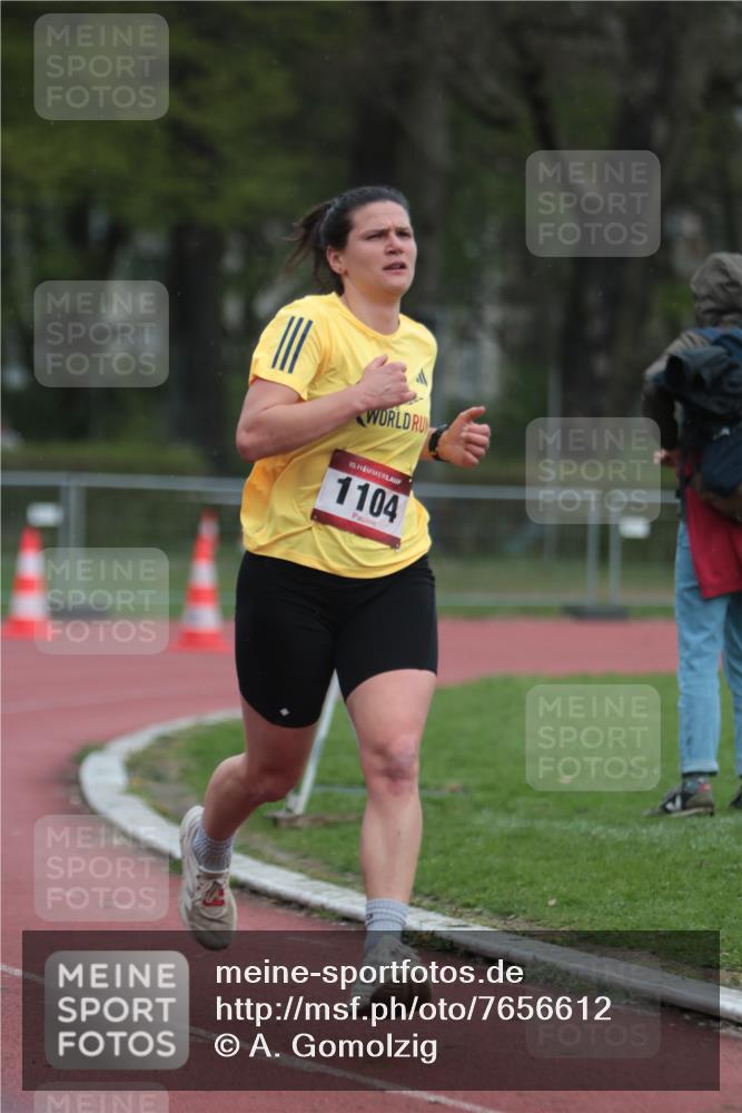 13.04.2025 - Hammer Lauf A. Gomolzig http://msf.ph/oto/7656612 13.04.2025 10:08:01 Ziel 1077 meine-sportfotos.de