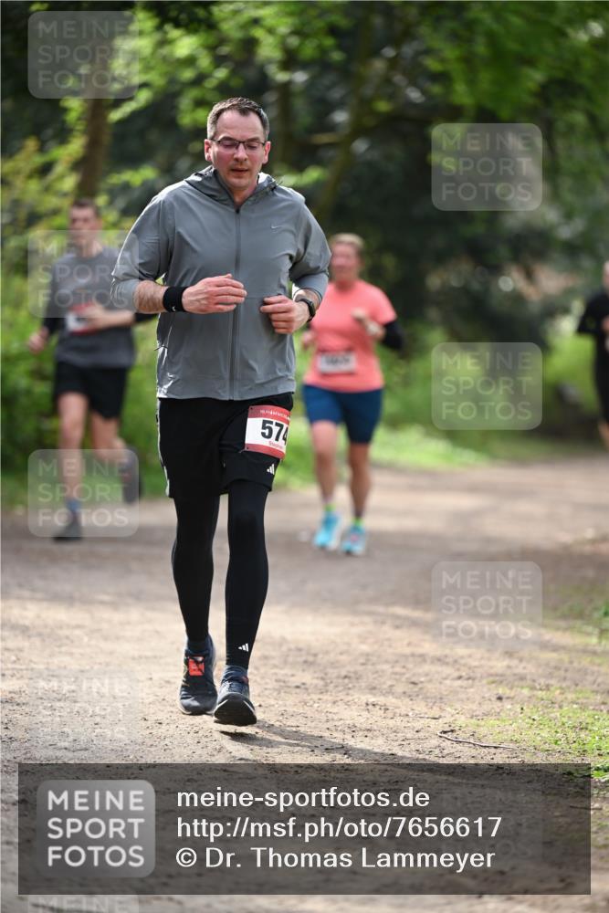 13.04.2025 - Hammer Lauf Dr. Thomas Lammeyer http://msf.ph/oto/7656617 13.04.2025 10:40:27 Laufen 15, 574 meine-sportfotos.de