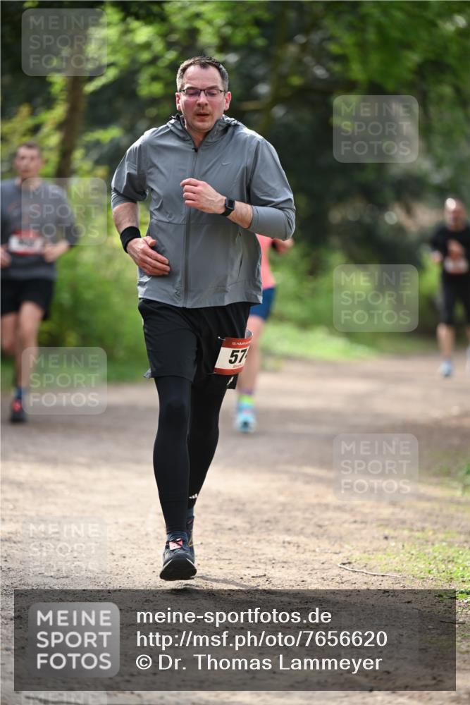 13.04.2025 - Hammer Lauf Dr. Thomas Lammeyer http://msf.ph/oto/7656620 13.04.2025 10:40:27 Laufen 15, 57 meine-sportfotos.de