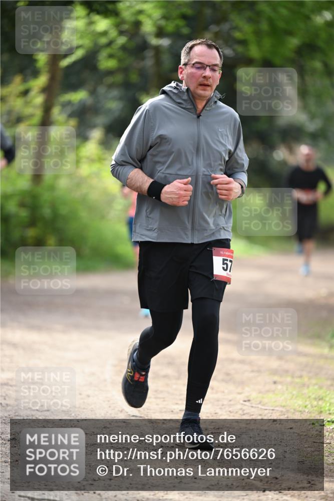 13.04.2025 - Hammer Lauf Dr. Thomas Lammeyer http://msf.ph/oto/7656626 13.04.2025 10:40:28 Laufen 15, 57 meine-sportfotos.de