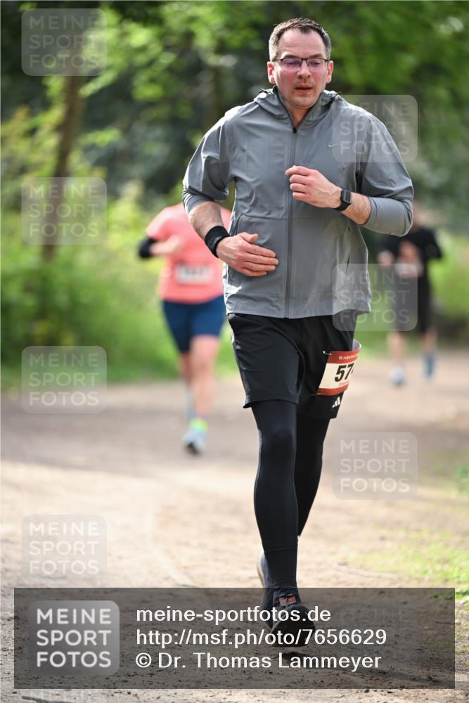 13.04.2025 - Hammer Lauf Dr. Thomas Lammeyer http://msf.ph/oto/7656629 13.04.2025 10:40:28 Laufen 15, 57 meine-sportfotos.de