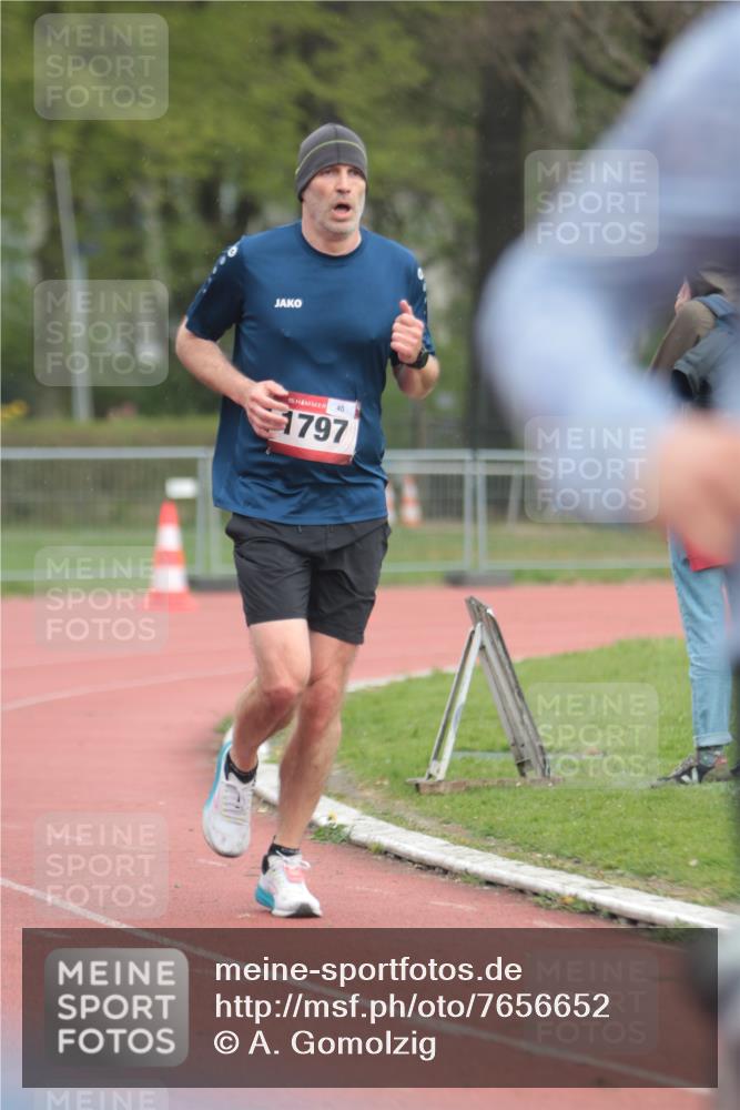 13.04.2025 - Hammer Lauf A. Gomolzig http://msf.ph/oto/7656652 13.04.2025 10:08:15 Ziel 1797 meine-sportfotos.de