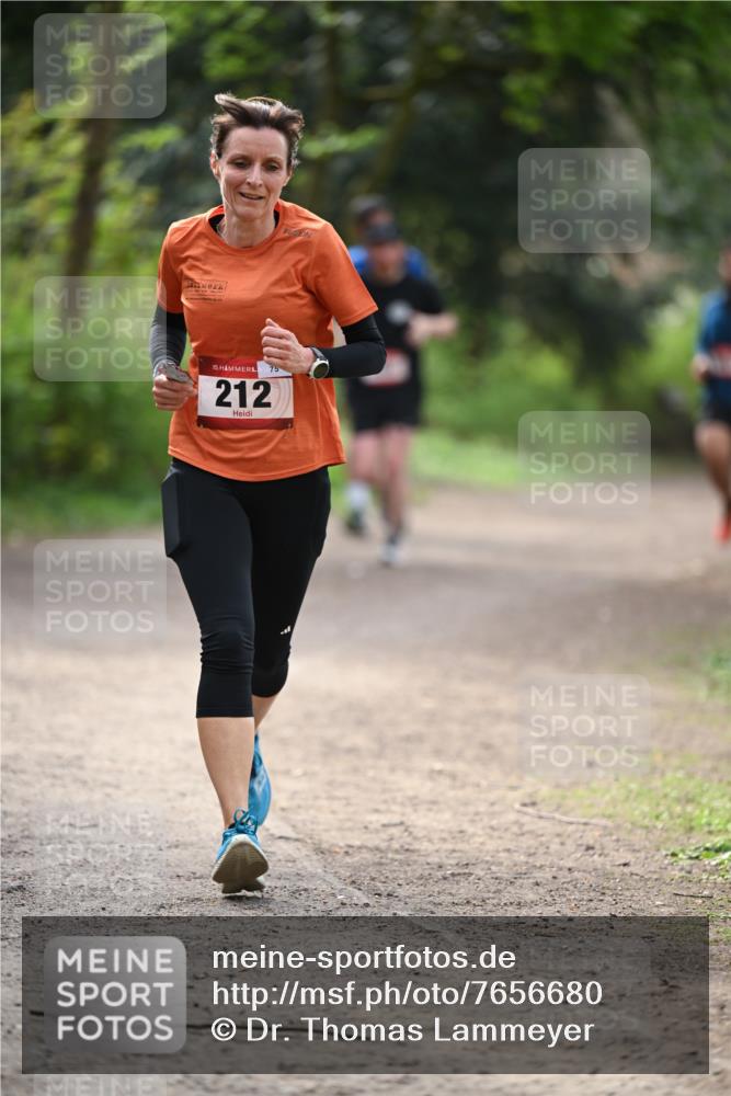 13.04.2025 - Hammer Lauf Dr. Thomas Lammeyer http://msf.ph/oto/7656680 13.04.2025 10:40:36 Laufen 15, 75, 212 meine-sportfotos.de