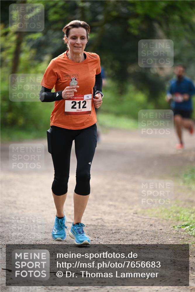 13.04.2025 - Hammer Lauf Dr. Thomas Lammeyer http://msf.ph/oto/7656683 13.04.2025 10:40:36 Laufen 15, 75, 212 meine-sportfotos.de