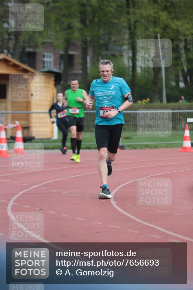 13.04.2025 - Hammer Lauf A. Gomolzig http://msf.ph/oto/7656693 13.04.2025 10:08:35 Ziel 105, 649, 744 meine-sportfotos.de