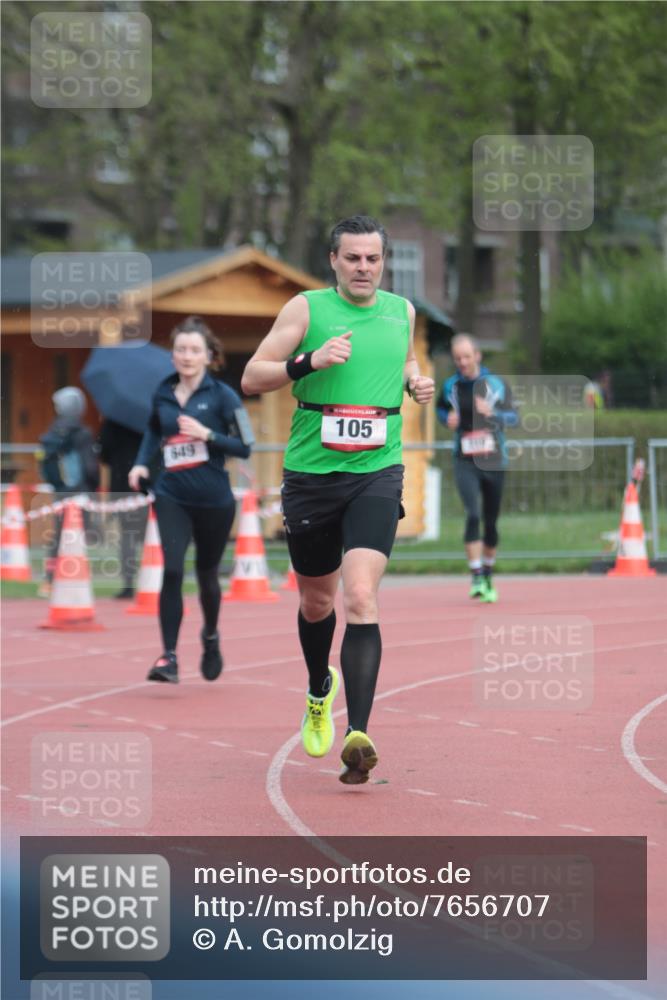 13.04.2025 - Hammer Lauf A. Gomolzig http://msf.ph/oto/7656707 13.04.2025 10:08:40 Ziel 105, 219, 649 meine-sportfotos.de