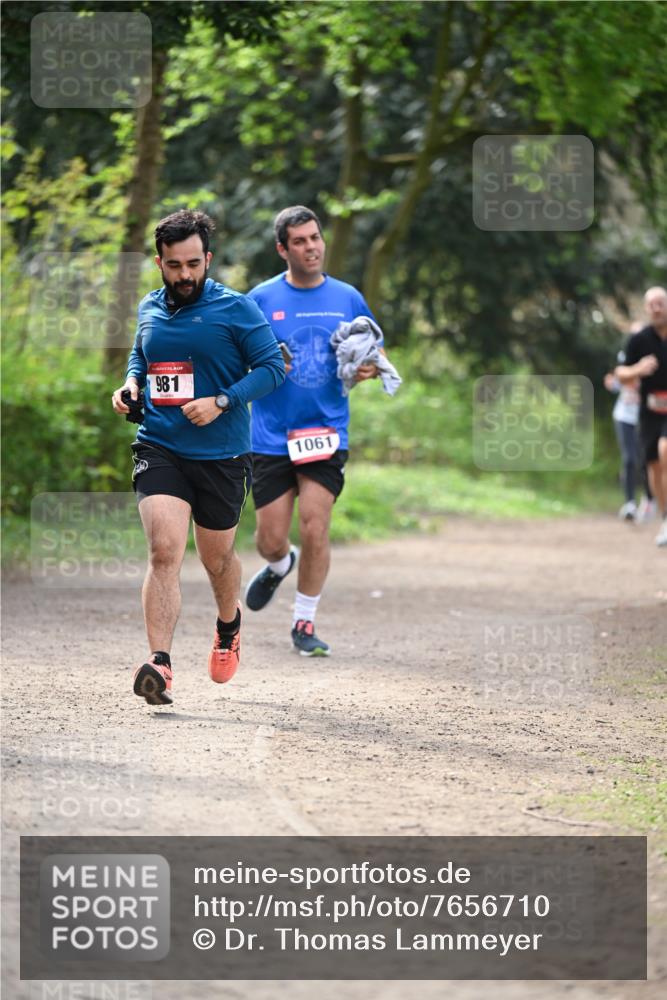 13.04.2025 - Hammer Lauf Dr. Thomas Lammeyer http://msf.ph/oto/7656710 13.04.2025 10:40:40 Laufen 981, 1061 meine-sportfotos.de