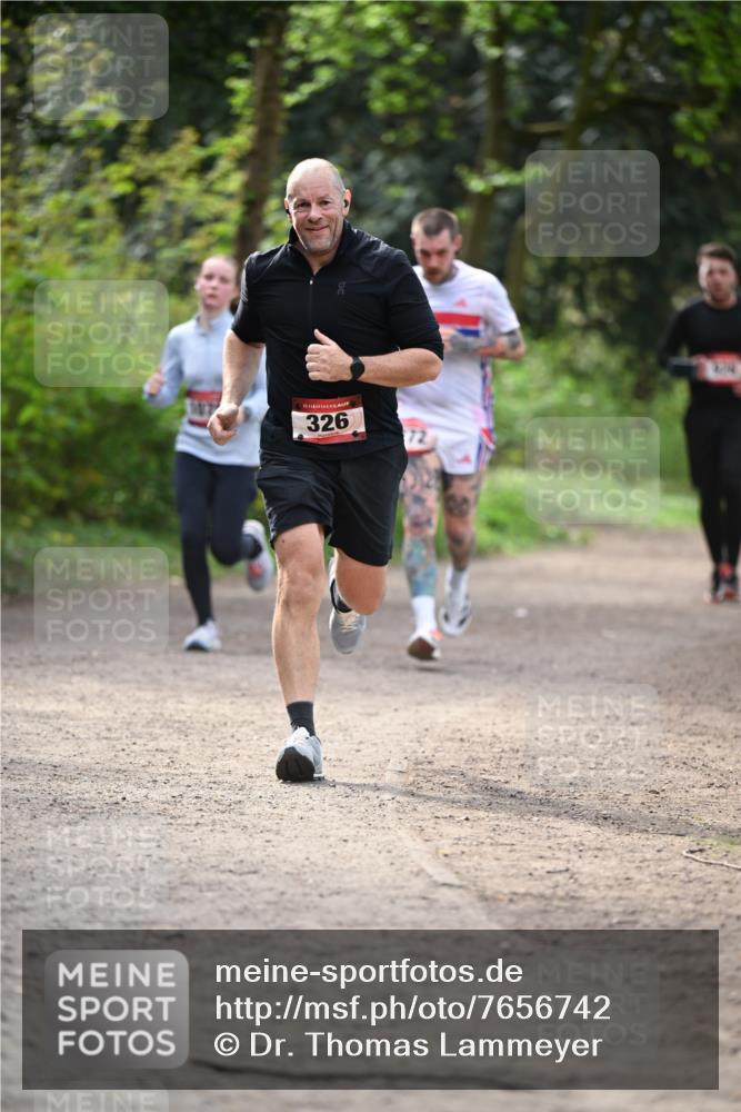 13.04.2025 - Hammer Lauf Dr. Thomas Lammeyer http://msf.ph/oto/7656742 13.04.2025 10:40:47 Laufen 15, 326 meine-sportfotos.de