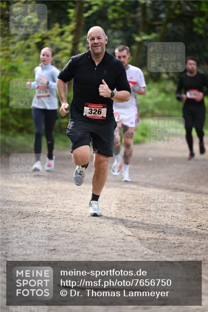 13.04.2025 - Hammer Lauf Dr. Thomas Lammeyer http://msf.ph/oto/7656750 13.04.2025 10:40:48 Laufen 1079, 15, 326 meine-sportfotos.de