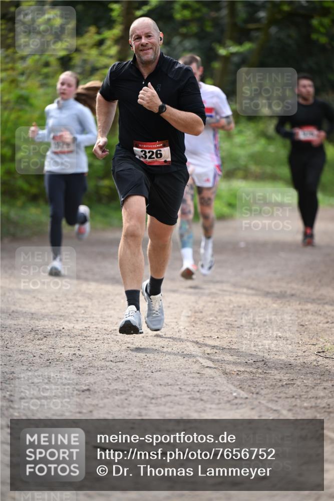 13.04.2025 - Hammer Lauf Dr. Thomas Lammeyer http://msf.ph/oto/7656752 13.04.2025 10:40:48 Laufen 15, 326 meine-sportfotos.de