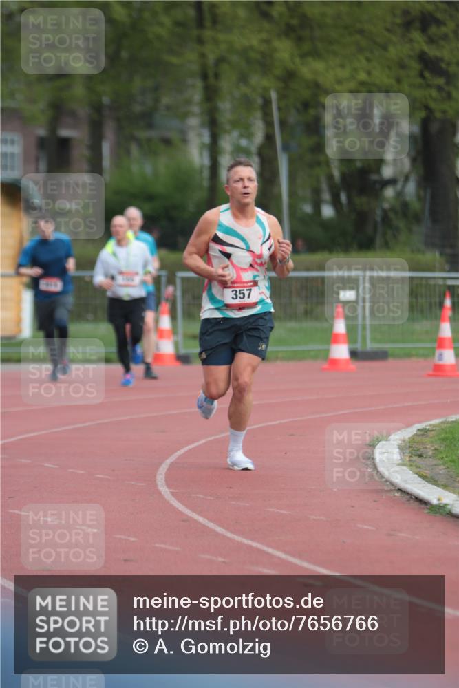 13.04.2025 - Hammer Lauf A. Gomolzig http://msf.ph/oto/7656766 13.04.2025 10:09:07 Ziel 155, 158, 189, 357, 1757, 1919 meine-sportfotos.de