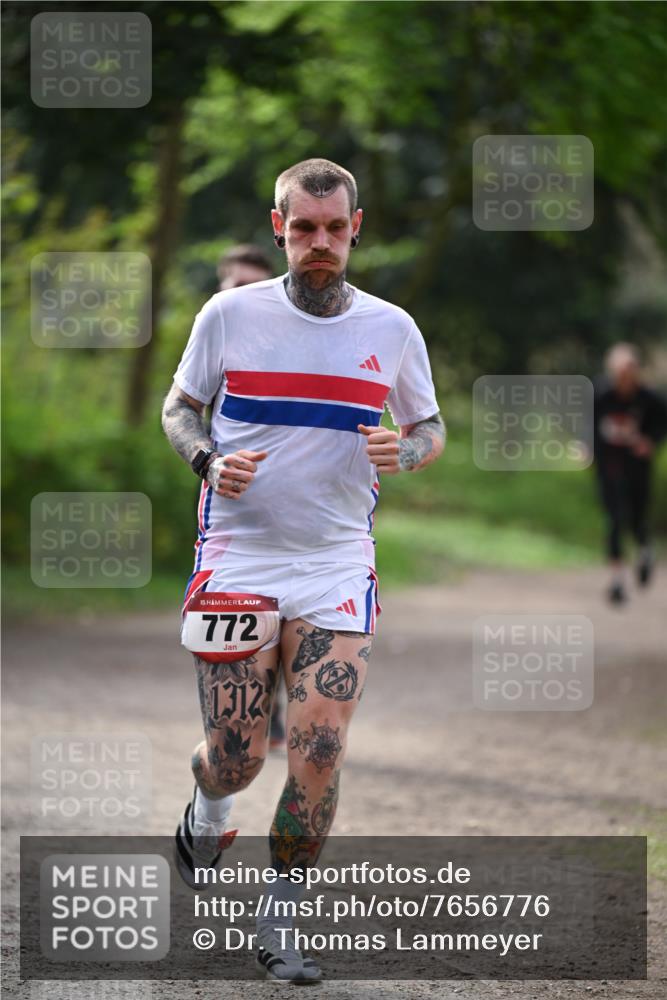 13.04.2025 - Hammer Lauf Dr. Thomas Lammeyer http://msf.ph/oto/7656776 13.04.2025 10:40:51 Laufen 15, 772, 1312 meine-sportfotos.de