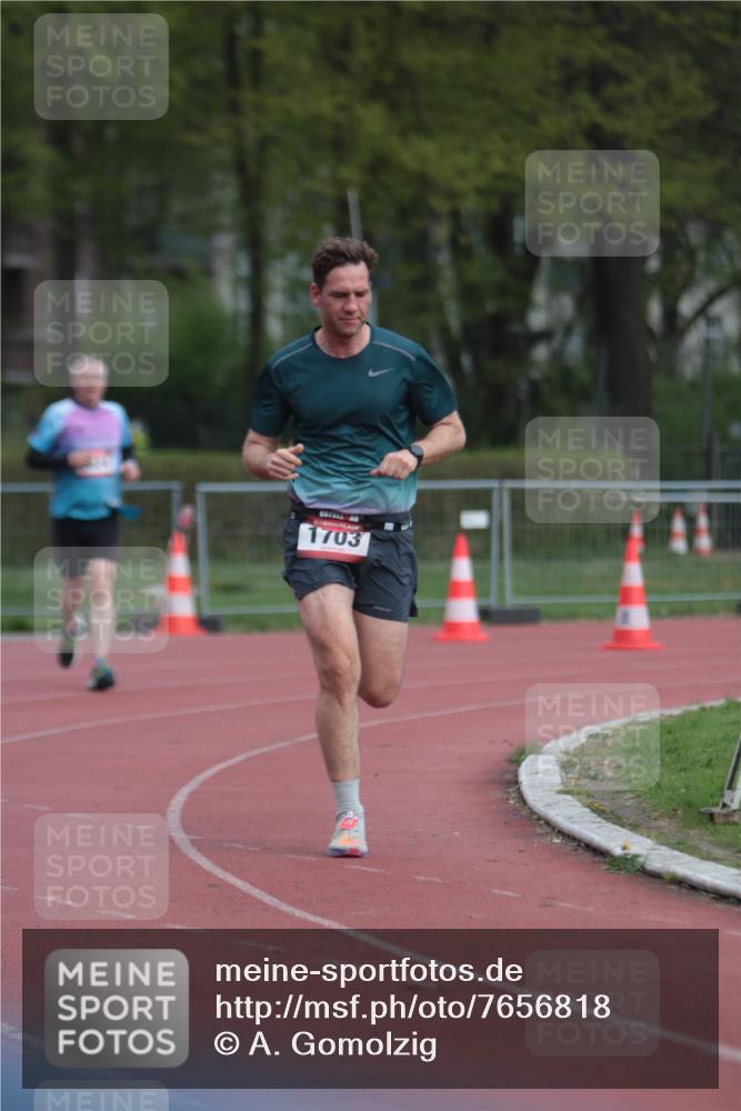 13.04.2025 - Hammer Lauf A. Gomolzig http://msf.ph/oto/7656818 13.04.2025 10:09:33 Ziel 1703, 1824 meine-sportfotos.de