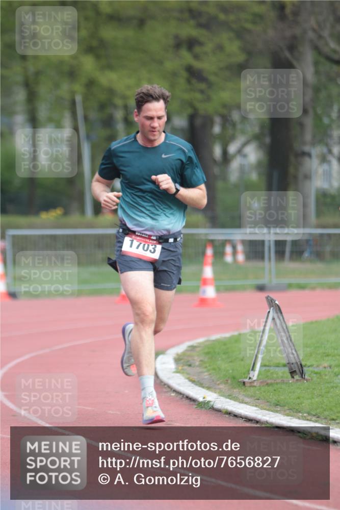 13.04.2025 - Hammer Lauf A. Gomolzig http://msf.ph/oto/7656827 13.04.2025 10:09:33 Ziel 1703, 1824 meine-sportfotos.de