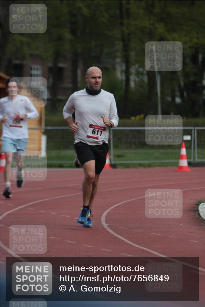 13.04.2025 - Hammer Lauf A. Gomolzig http://msf.ph/oto/7656849 13.04.2025 10:09:44 Ziel 611, 661, 729 meine-sportfotos.de