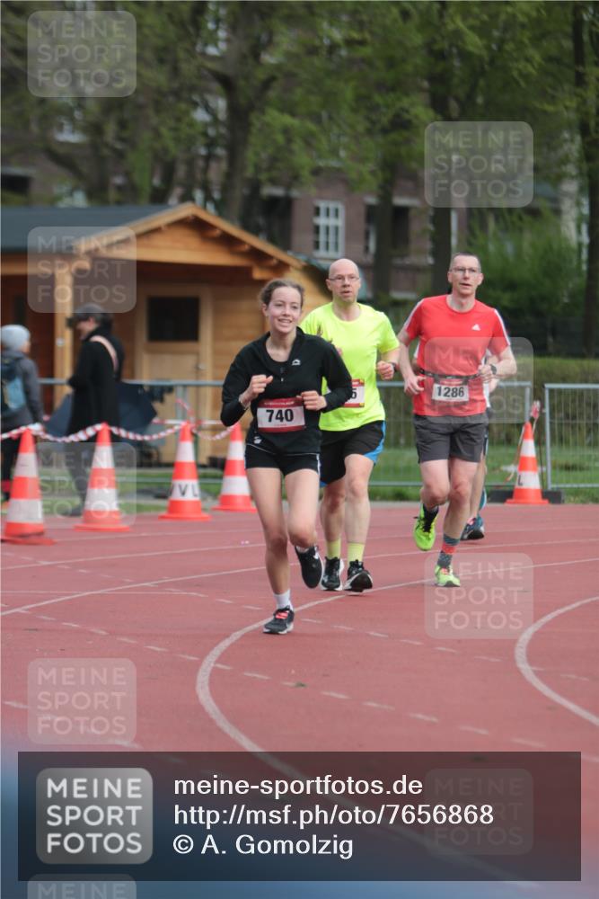 13.04.2025 - Hammer Lauf A. Gomolzig http://msf.ph/oto/7656868 13.04.2025 10:09:58 Ziel 285, 740, 1197, 1286, 1976 meine-sportfotos.de
