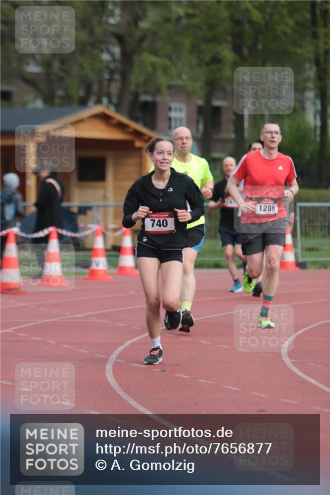 13.04.2025 - Hammer Lauf A. Gomolzig http://msf.ph/oto/7656877 13.04.2025 10:09:58 Ziel 285, 740, 1197, 1286, 1976 meine-sportfotos.de