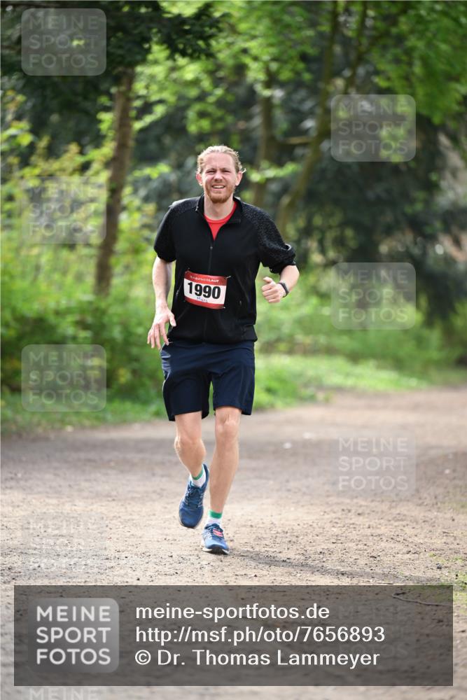 13.04.2025 - Hammer Lauf Dr. Thomas Lammeyer http://msf.ph/oto/7656893 13.04.2025 10:41:11 Laufen 1990 meine-sportfotos.de