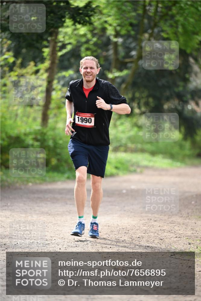 13.04.2025 - Hammer Lauf Dr. Thomas Lammeyer http://msf.ph/oto/7656895 13.04.2025 10:41:11 Laufen 1990 meine-sportfotos.de