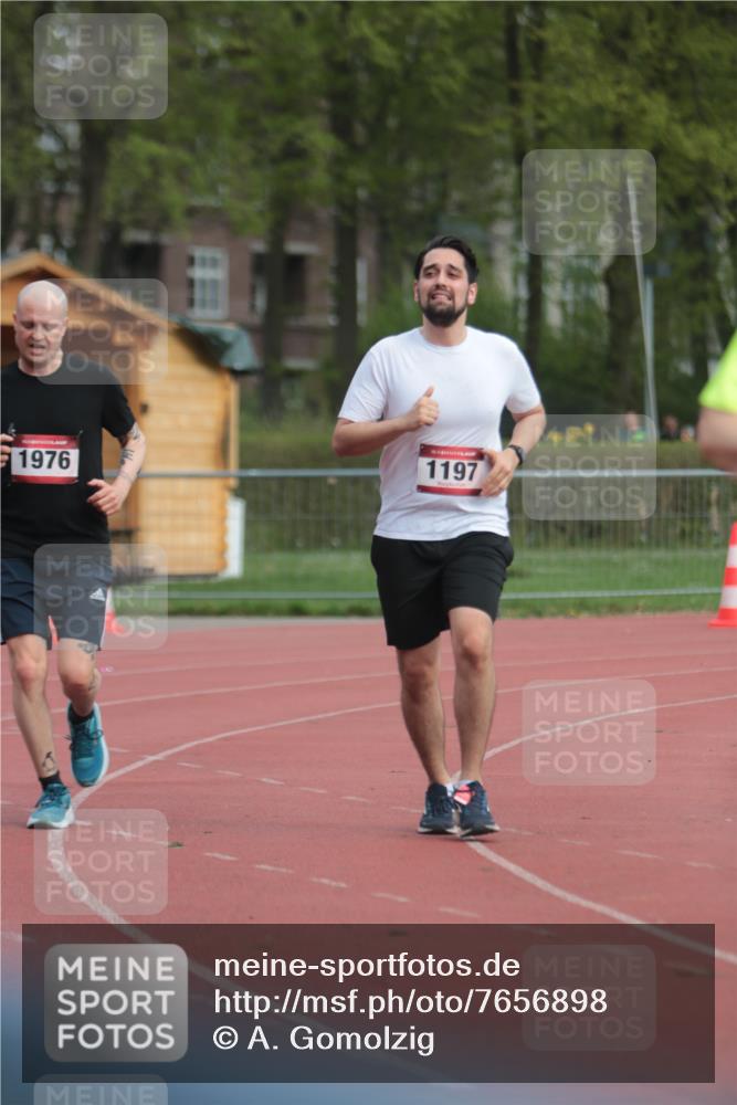 13.04.2025 - Hammer Lauf A. Gomolzig http://msf.ph/oto/7656898 13.04.2025 10:10:02 Ziel 285, 1197, 1286, 1976 meine-sportfotos.de