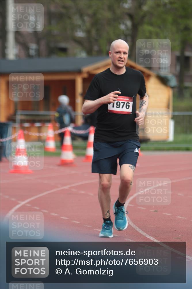 13.04.2025 - Hammer Lauf A. Gomolzig http://msf.ph/oto/7656903 13.04.2025 10:10:04 Ziel 1197, 1976 meine-sportfotos.de