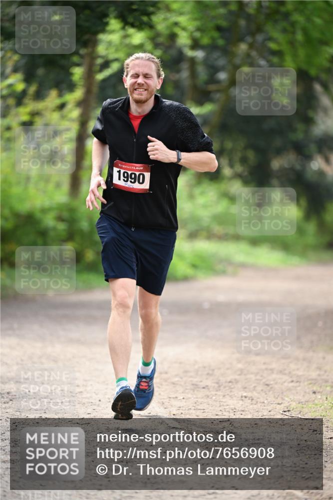 13.04.2025 - Hammer Lauf Dr. Thomas Lammeyer http://msf.ph/oto/7656908 13.04.2025 10:41:12 Laufen 15, 1990 meine-sportfotos.de