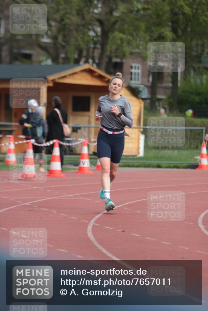 13.04.2025 - Hammer Lauf A. Gomolzig http://msf.ph/oto/7657011 13.04.2025 10:10:42 Ziel 765, 1907 meine-sportfotos.de