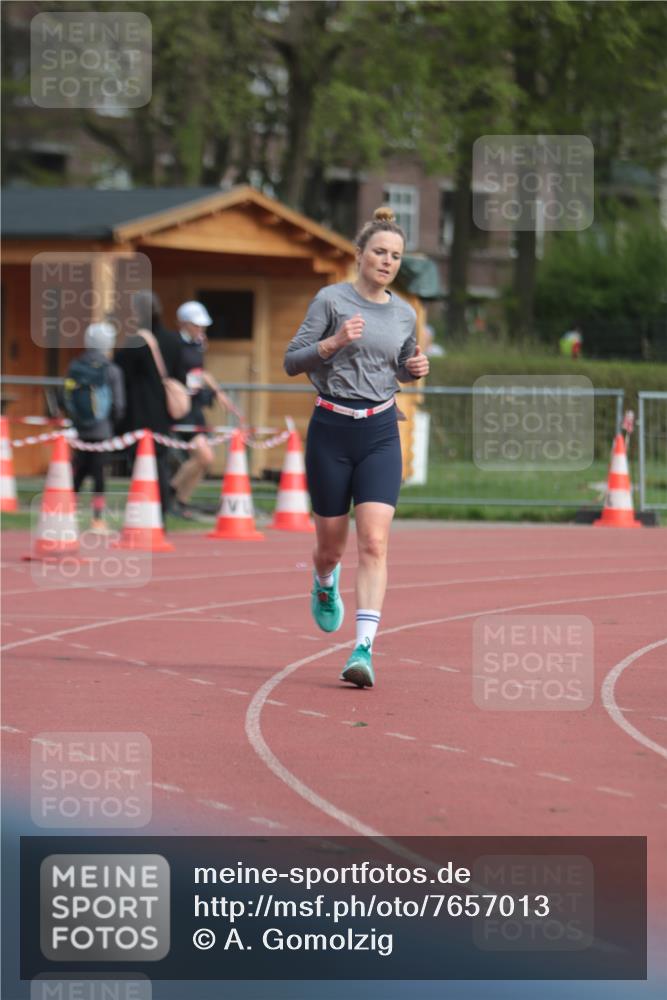13.04.2025 - Hammer Lauf A. Gomolzig http://msf.ph/oto/7657013 13.04.2025 10:10:42 Ziel 765, 1907 meine-sportfotos.de